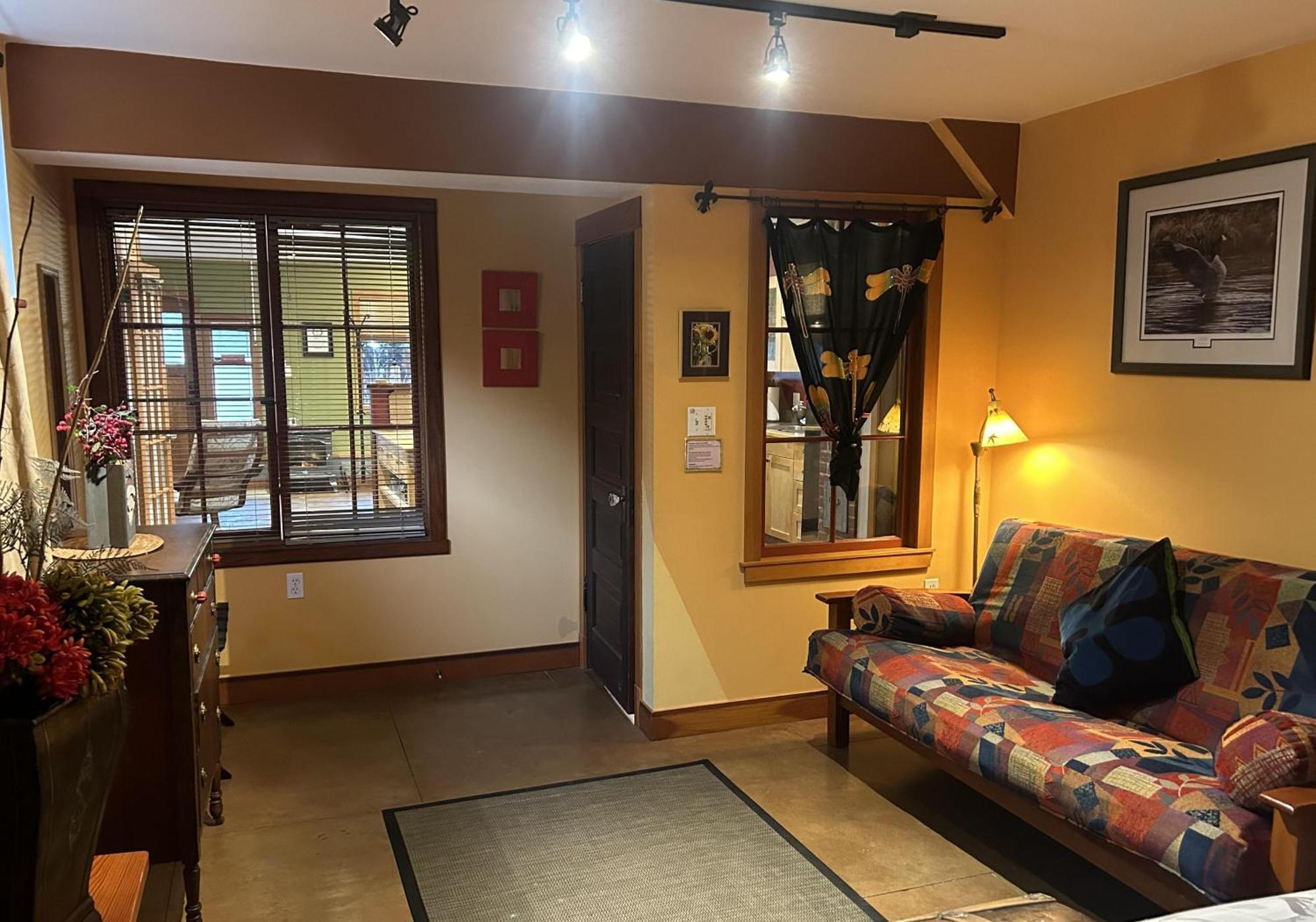 Mistisos Place Vacation Rentals Нельсон Экстерьер фото